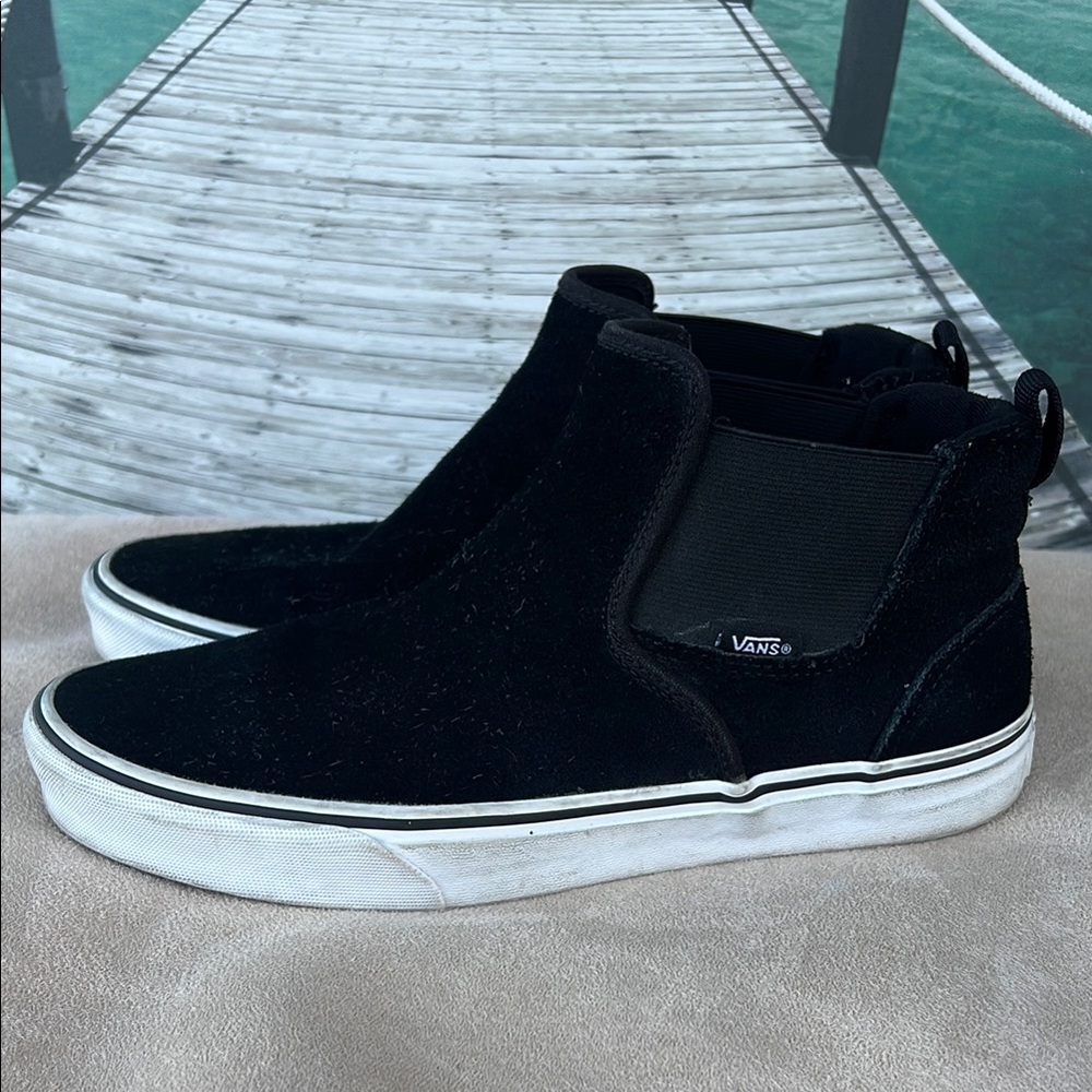 Women’s Vans Black and White Women's Sneakers.